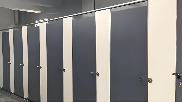 金屬蜂窩板隔斷在高檔商場衛(wèi)生間的維護與清潔